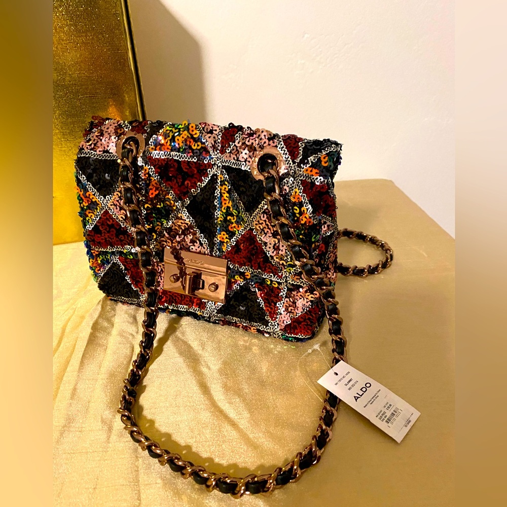 NWT the Glammy By Aldo, sold out in stores.